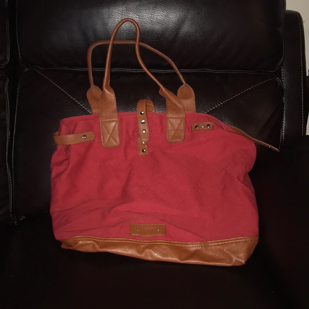 Izod tote bag